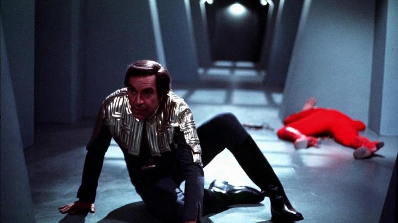 Prisoners in Space Movie Screenshot 1