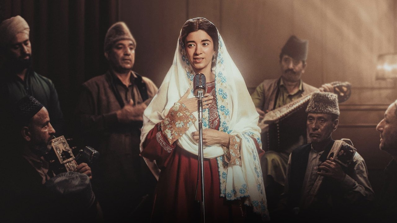 Songs of Paradise Movie Screenshot 1
