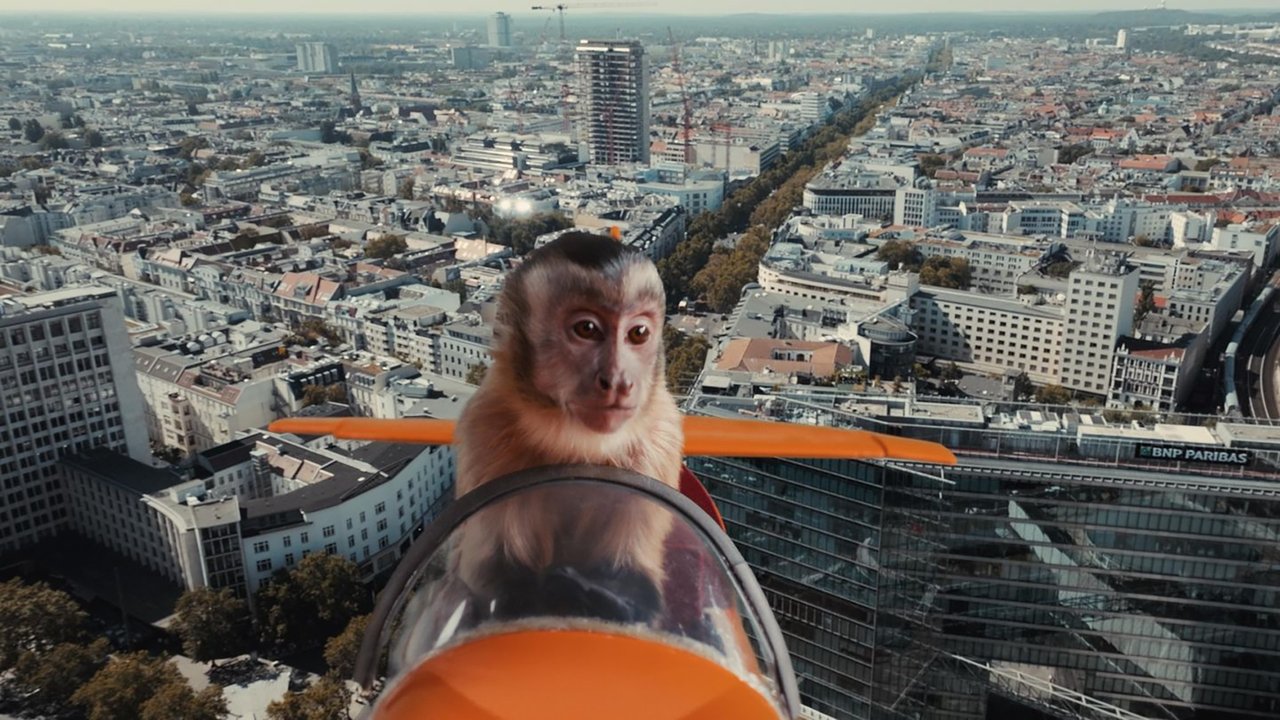 Akiko, the Flying Monkey Movie Screenshot 2