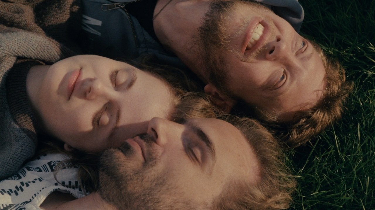 The Tender Revolution Movie Screenshot 1