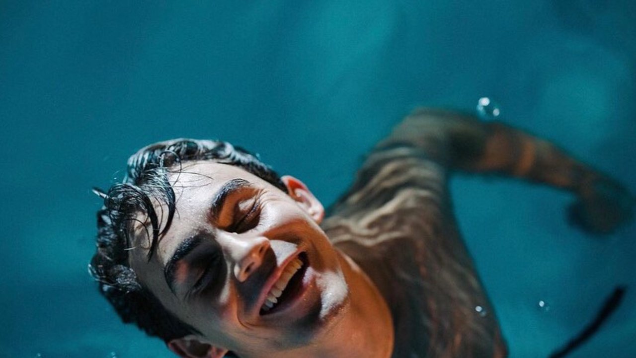 Pools Movie Screenshot 3