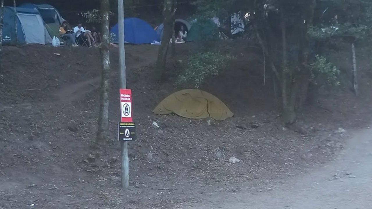 Untitled shittentsofparedesdecoura Documentary Movie Screenshot 1