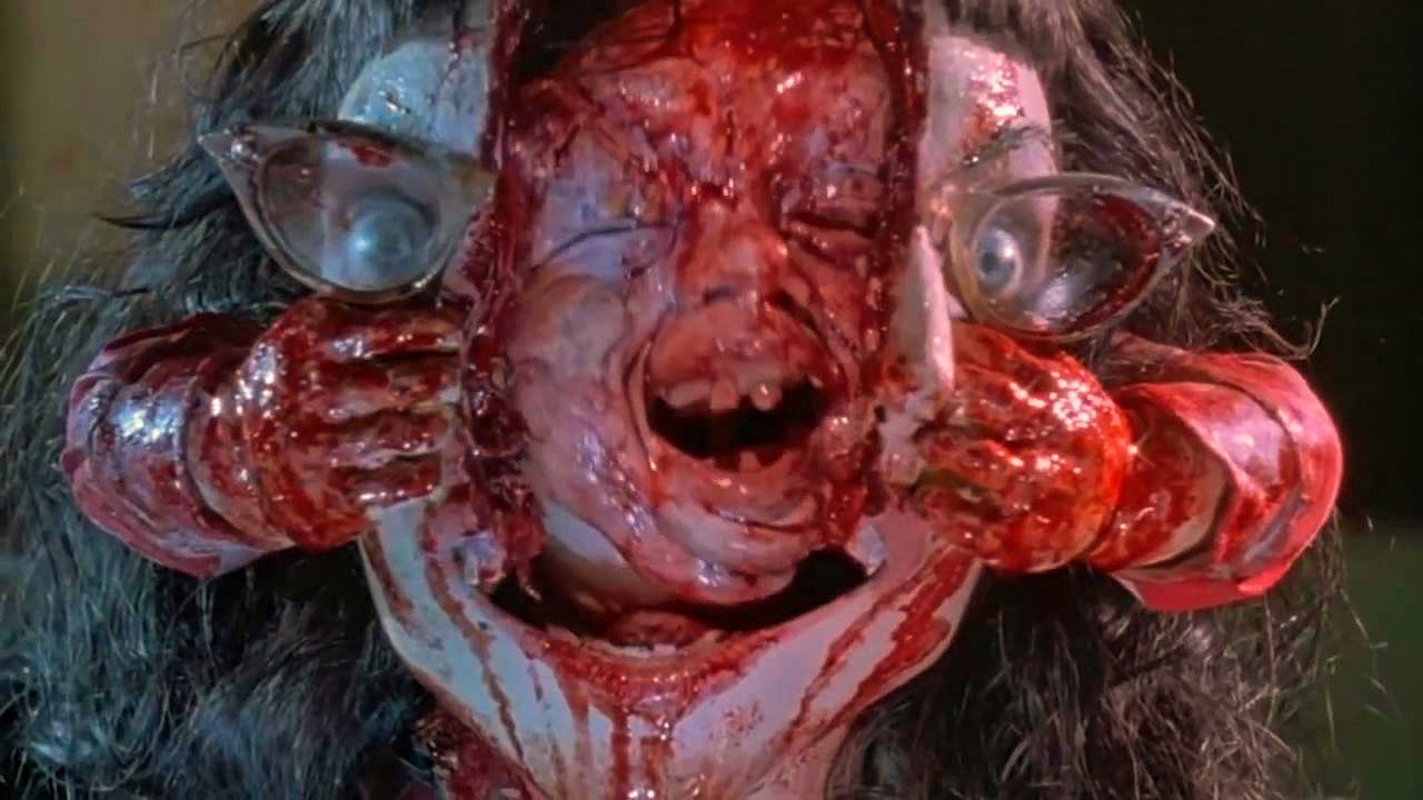 Braindead Movie Screenshot 4