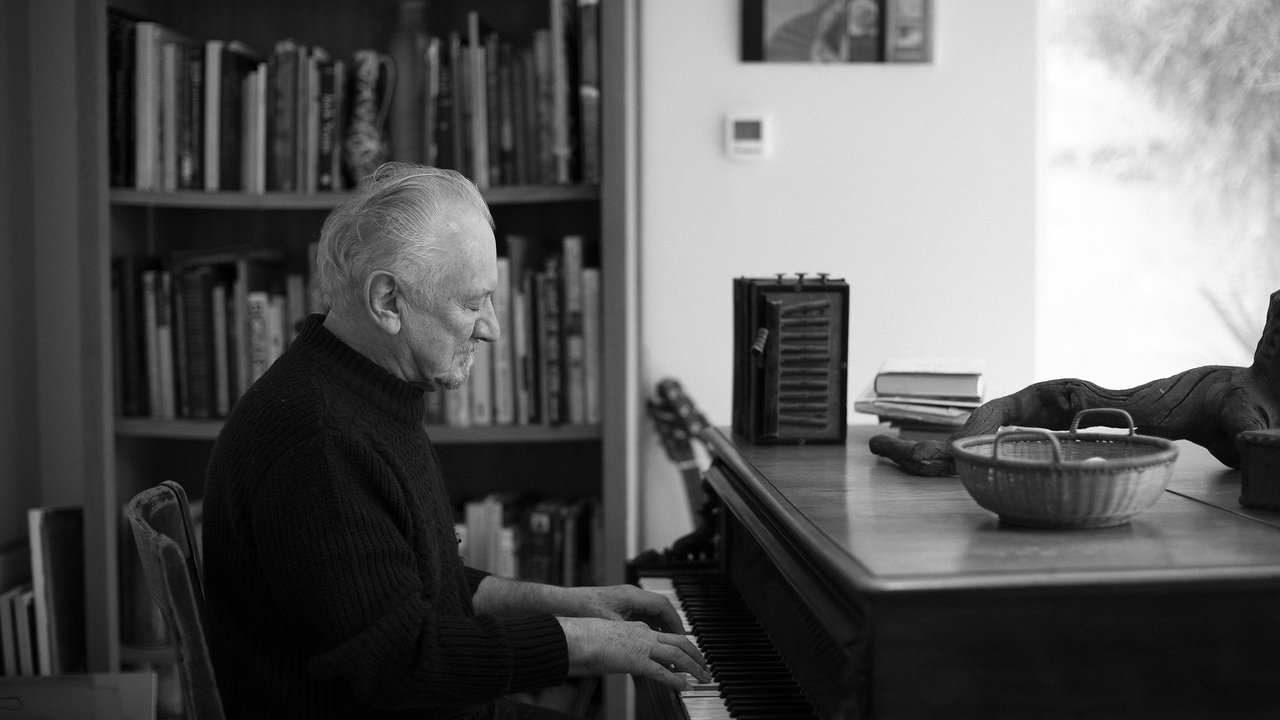 In Time: Dónal Lunny Movie Screenshot 1