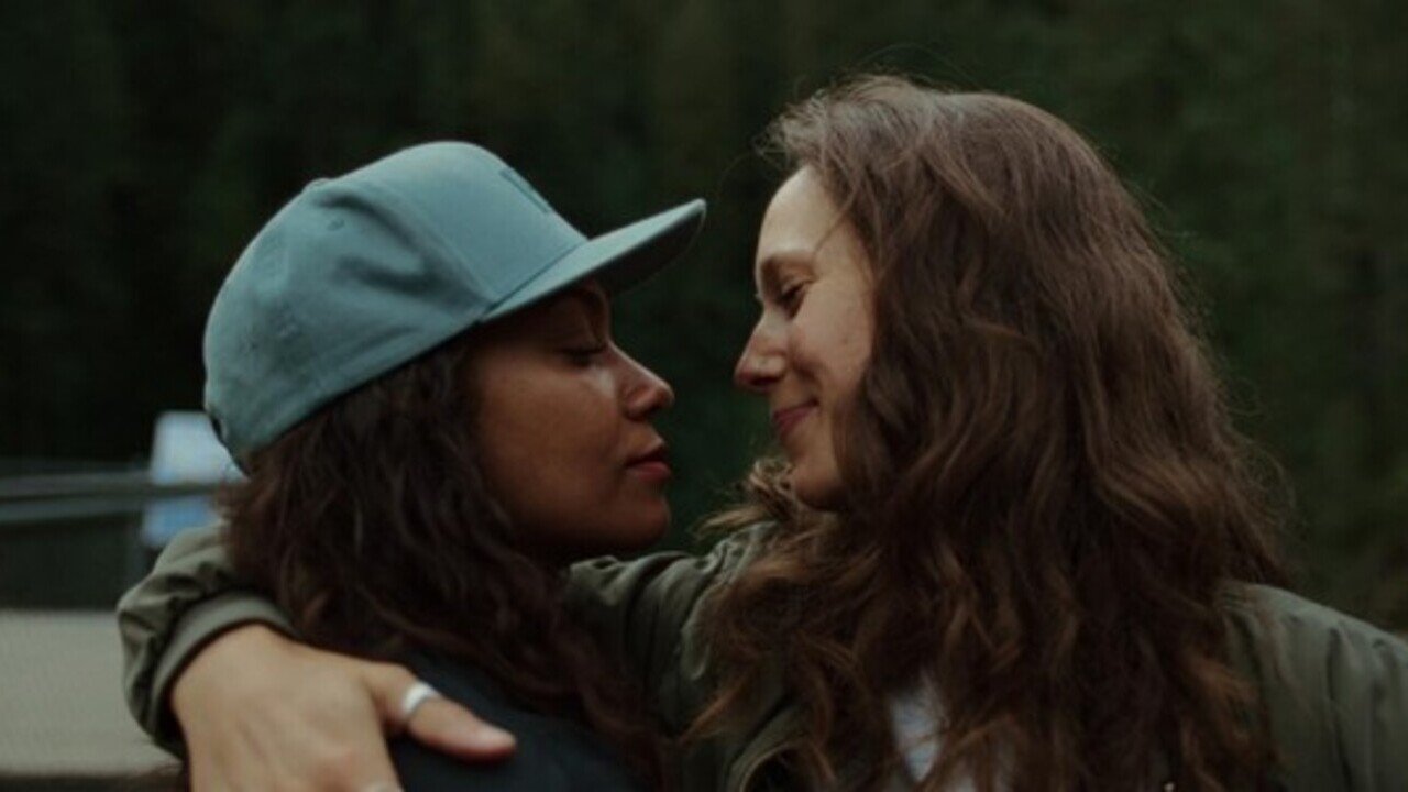 Vermillion Movie Screenshot 1