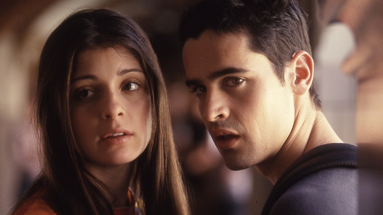 Swimfan Movie Screenshot 3